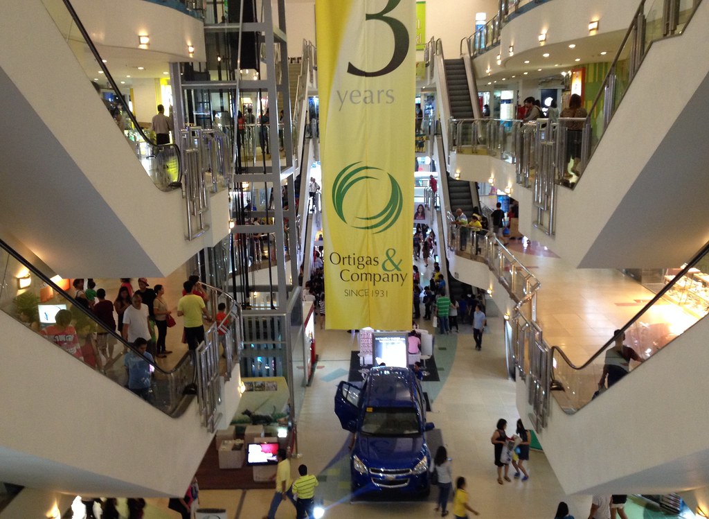 Virra Mall hallway